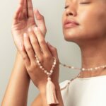 Mala-Kette-Damen-Meditation-Mondstein-05MANCF-GD