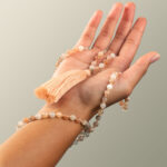 Mala-Kette-Damen-Meditation-Mondstein-05MANCF-GIV